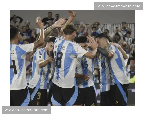 蓝白信仰与高原回响：在阿根廷与玻利维亚的看台间，听见足球的心跳